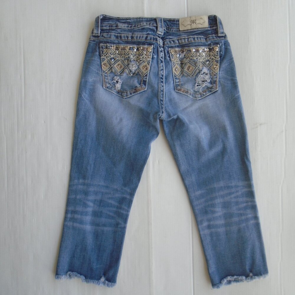 Miss Me Mid-Rise Capri Jeans Pants Womens Size 28 Blue
